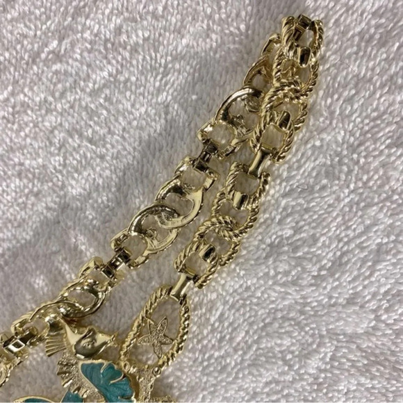 Vintage Gold Tone With  Turquoise Seahorse Earrings And Necklace Set - Picture 8 of 15